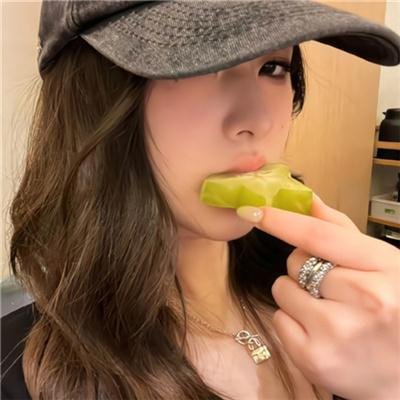 赤松威龙海报